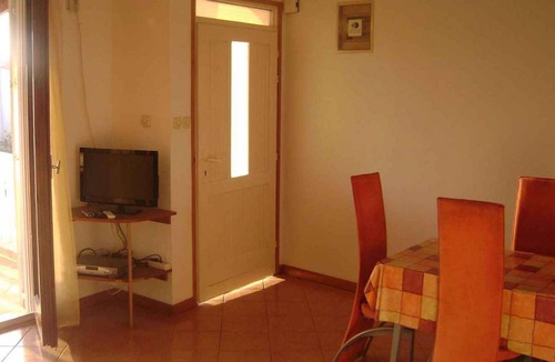 Tribunj Apartment | Holiday apartment 250 m from the beach