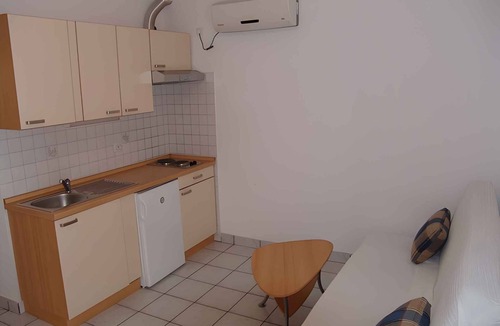 Silo Apartment | Holiday apartment 300 m to the Adriatic Sea