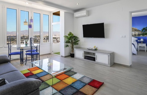 Ensanche Diputacion Apartment | Holiday Apartment Alicante Dreams with Mountain View, Wi-Fi & Balcony; Parking Available