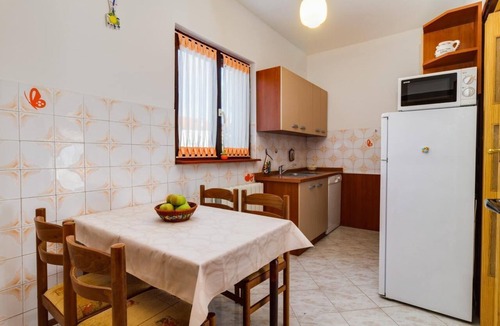 Peresiji Apartment | Holiday apartment "Apartment Sankovic"