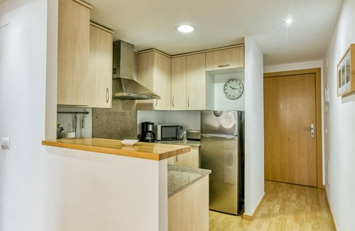Santa Margarida Apartment | Holiday Apartment 'Aquamarina 103' with Shared Pool, Terrace & Wi-Fi