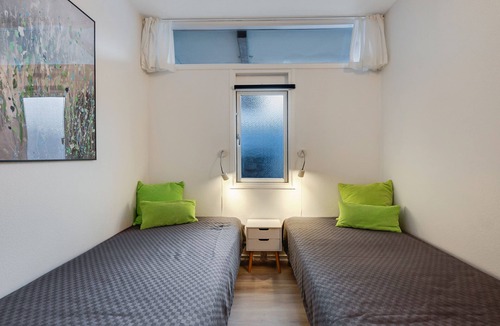 Faaborg Apartment | Holiday apartment by the sea, children and dog friendly place - no extra costs