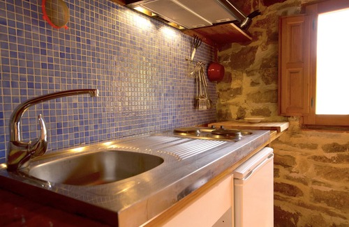 La Cuevarruz Apartment | Holiday Apartment "Casa de los Sueños - Balconet" with Shared Pool & Wi-Fi