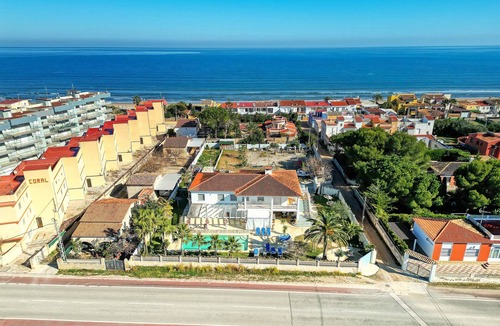 Les Deveses Apartment | Holiday Apartment "Denia 2" near Beach with Share Pool & Wi-Fi
