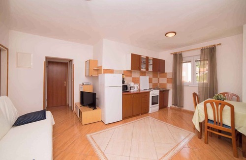 Barbat na Rabu Apartment | Holiday apartment directly by the sea