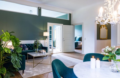 Augustenborg Apartment | Holiday apartment with access to private terrace and huge park