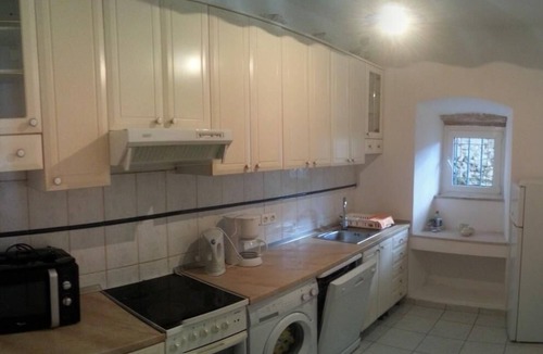 Dubrovnik Apartment | holiday apartment "Dubrava" with view of the water