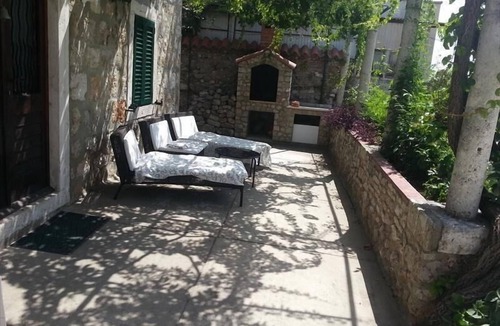 Dubrovnik Apartment | holiday apartment "Dubrava" with view of the water
