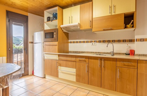 Les Iglesies House | Holiday Apartment "Mossen Batista Freixe" with Mountain View, Private Terrace & Wi-Fi