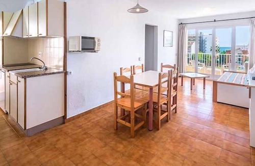 Pineda de Mar Apartment | Holiday apartment with balcony and pool