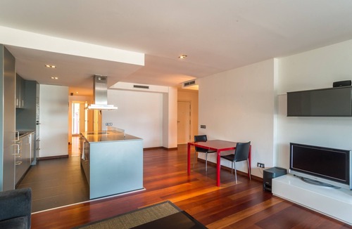 Platja d'Aro Apartment | Holiday Apartment "Nereides" with Sea View, Shared Pool & Wi-Fi