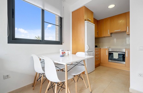 Deltebre Apartment | Holiday Apartment "Ferran" with Private Terrace, Balcony & Wi-Fi