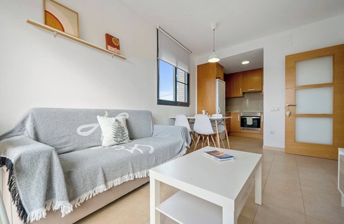 Deltebre Apartment | Holiday Apartment "Ferran" with Private Terrace, Balcony & Wi-Fi