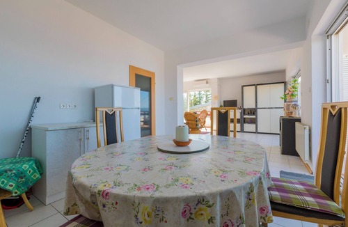 Klanfari Apartment | Holiday apartment First realms to the sea