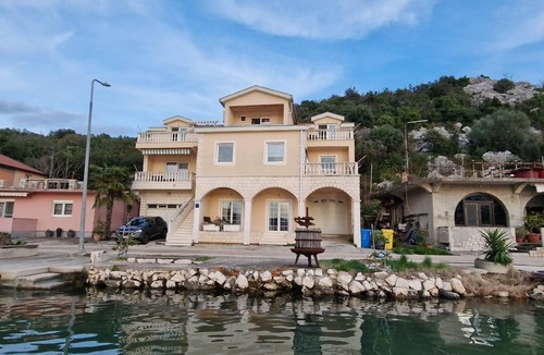 Ploce Apartment | Holiday Apartment for 4 persons