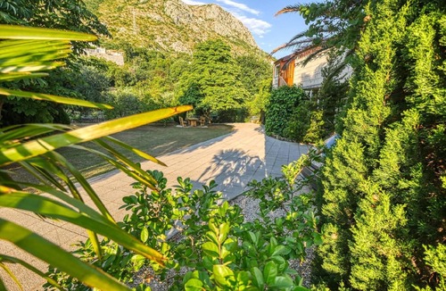 Mlini Apartment | holiday apartment "Helena2" with view of the water