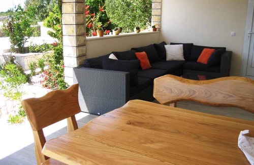Dvornica Apartment | Holiday apartment with use of pool