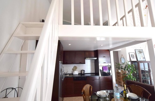 Pinezici Apartment | Holiday apartment with sea view