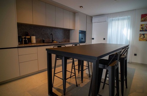 Zidarici Apartment | Holiday apartment II. in Villa Calma Apartments with shared Pool