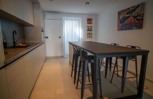 Zidarici Apartment | Holiday apartment II. in Villa Calma Apartments with shared Pool