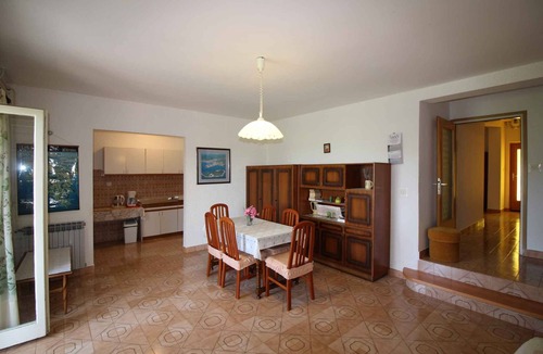 Mugeba Apartment | Holiday apartment in a quiet location with internet access