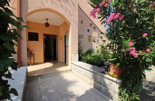 Mugeba Apartment | Holiday apartment in a quiet location with internet access