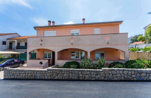 Krk Apartment | Holiday apartment in a quiet location with terrace