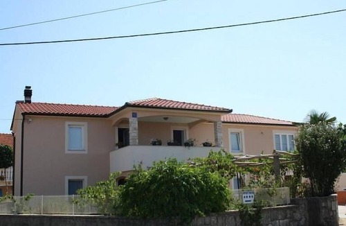 Gabonjin Apartment | Holiday Apartment in Gabonjin with Free Parking