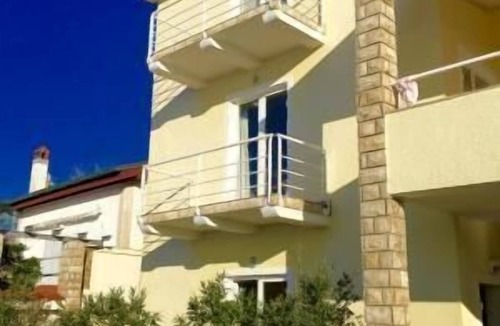 Novigrad House | Holiday Apartment in Novigrad with Private Parking