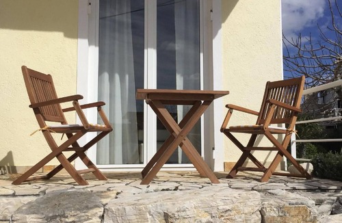 Novigrad House | Holiday Apartment in Novigrad with Private Parking