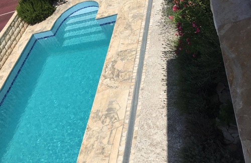 Novigrad House | Holiday Apartment in Novigrad with Private Parking