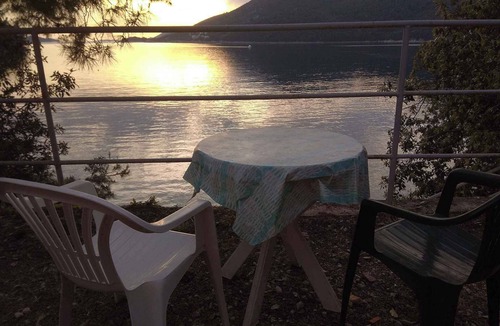 Brna Apartment | Holiday apartment just 20 m from the beach