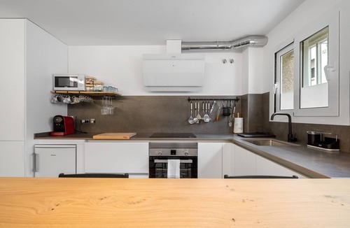 Calafell Apartment | Holiday Apartment "Kaixo" with A/C & Wi-Fi