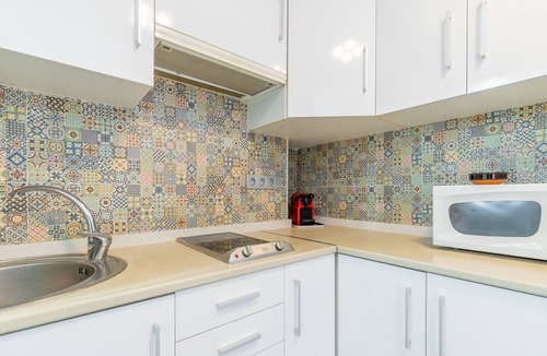 Rincon de Loix Apartment | Holiday Apartment "Las Alturas" with Sea View, Shared Pool & Wi-Fi