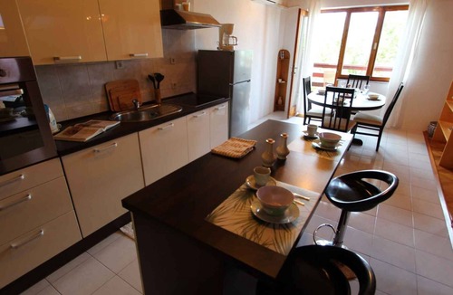 Klimno Apartment | Holiday apartment mit Balkon und Meerblick