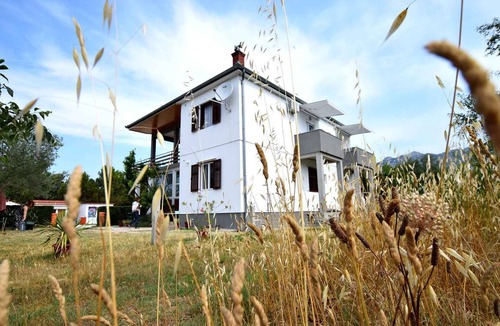 Seline Apartment | Holiday apartment mit Klimaanlage und Balkon