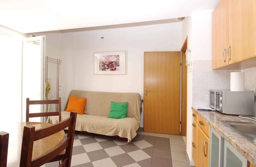 Baska Apartment | Holiday apartment mit Klimaanlage und WLAN