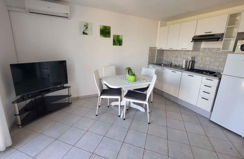 Ravni Apartment | Holiday apartment mit Meerblick