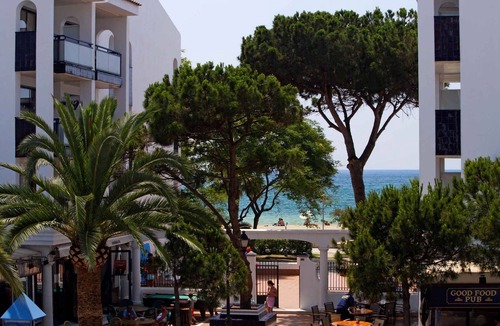 Vilafortuny Apartment | Holiday apartment near the beach