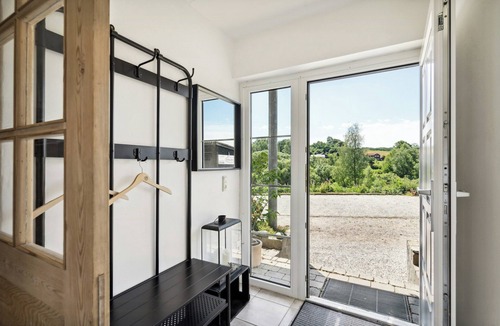 Viborg Apartment | Holiday apartment on Hærvejen in Dollerup Hills