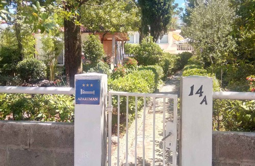 Kraljevica Apartment | Holiday apartment only 10 meters from the beach