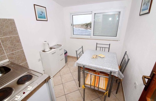 Sevid Apartment | Holiday apartment only 10 m from the beach
