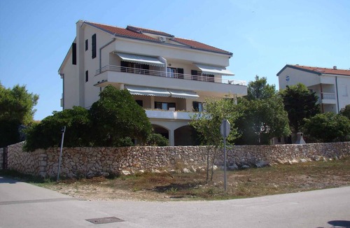 Povljana Apartment | Holiday apartment only 250 m from the beach