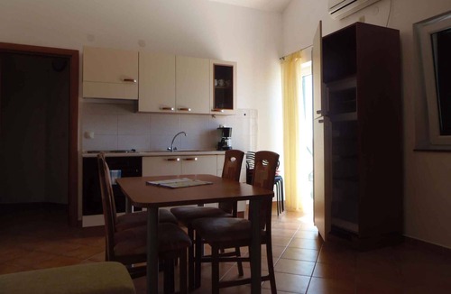Povljana Apartment | Holiday apartment only 250 m from the beach