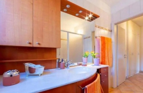 Magadino Apartment | Holiday apartment Quartino for 6 persons with 3 bedrooms - Holiday apartment in a farmhouse