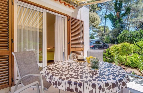 Artatore Apartment | Holiday apartment with air conditioning and terrace