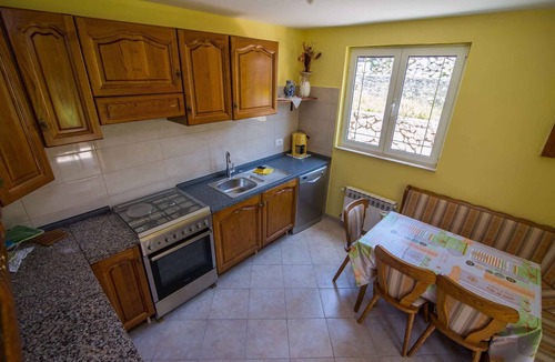 Veli Losinj Apartment | Holiday apartment with large terrace