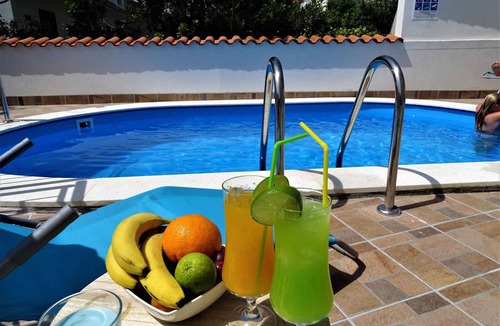 Crikvenica Apartment | Holiday apartment with sea view and air conditioning