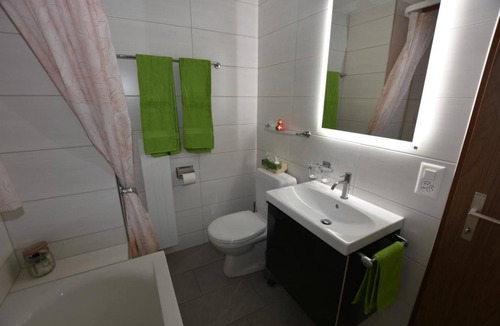 Krattigen Apartment | Holiday apartment with superb views