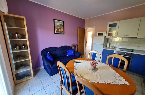 Mundanije Apartment | Holiday apartment with air conditioning and Internet